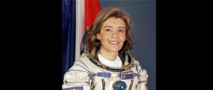 photo-cnes-esa-claudie-haignere-1996